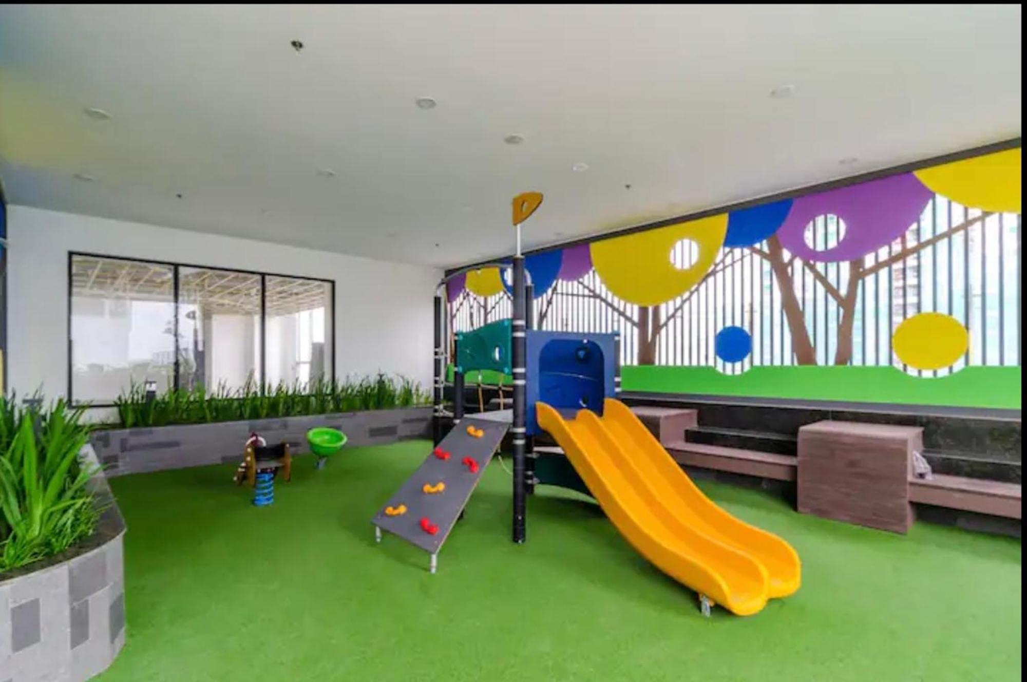 Genius Apartment River Gate Center ホーチミン市 エクステリア 写真