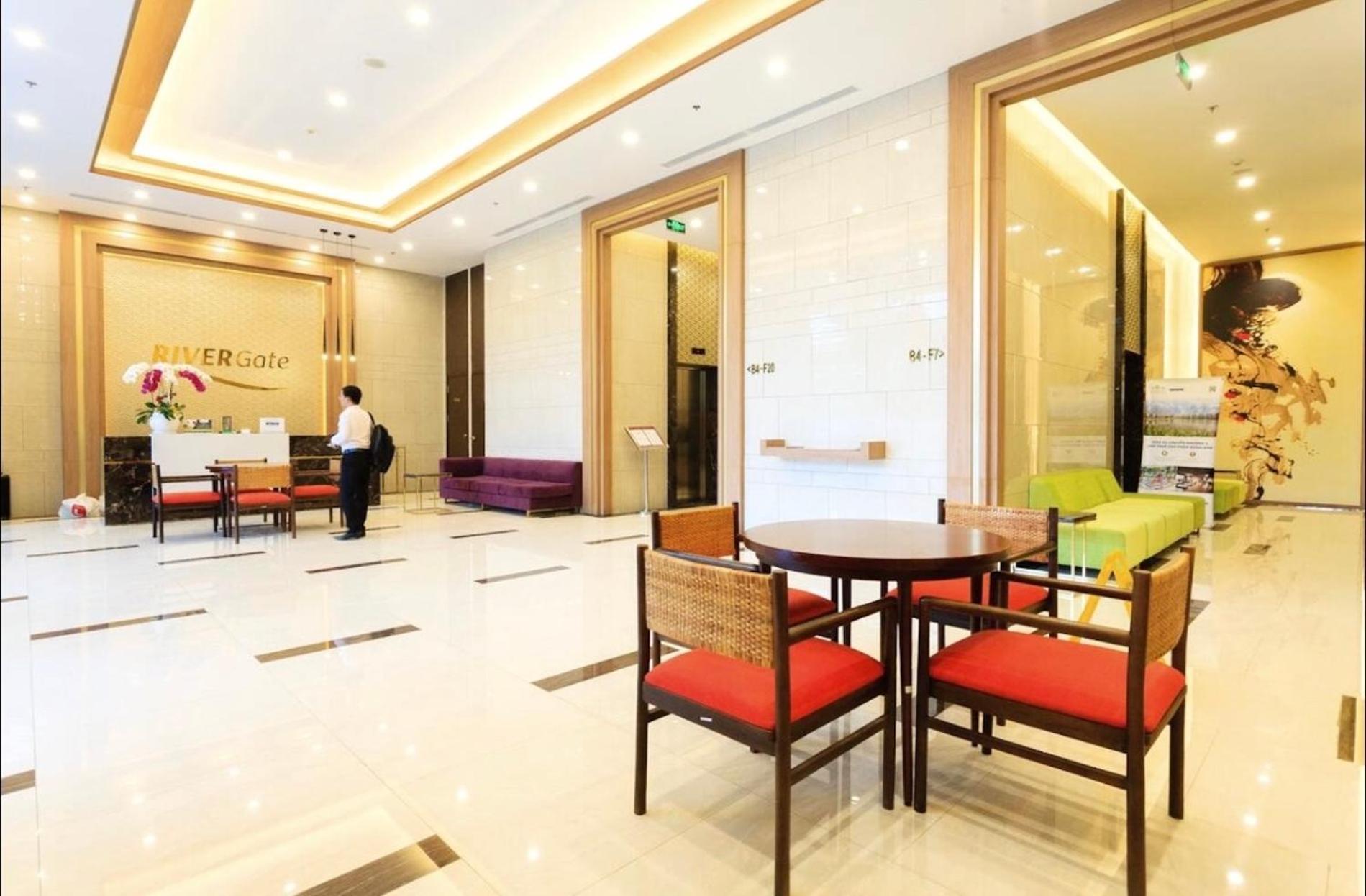 Genius Apartment River Gate Center ホーチミン市 エクステリア 写真