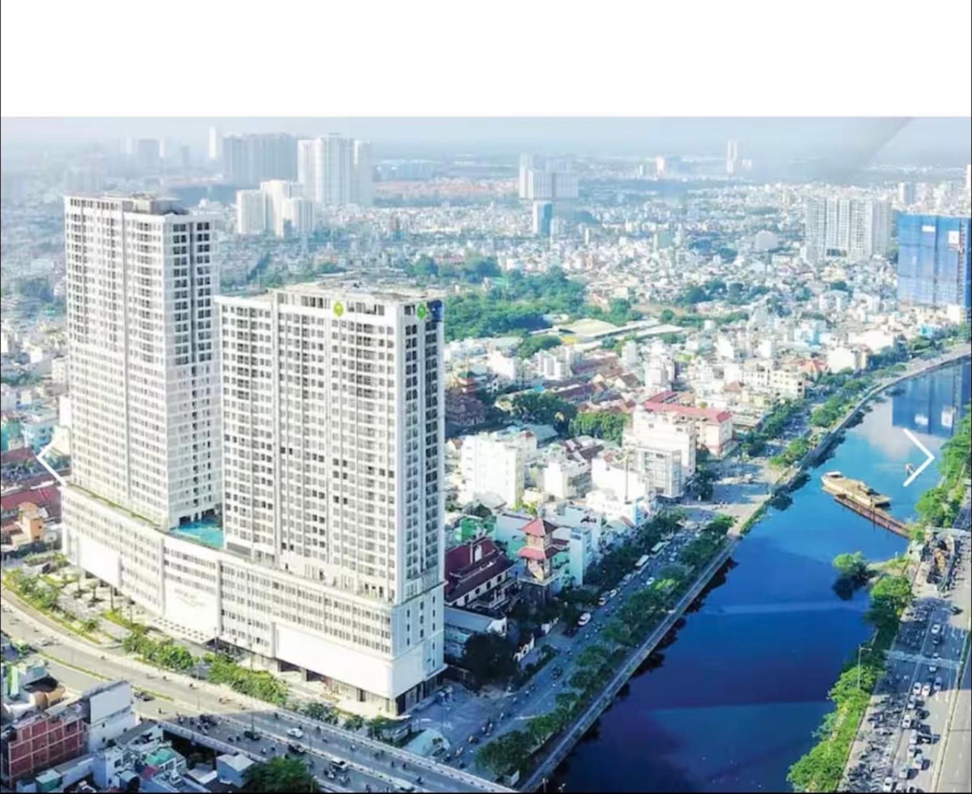 Genius Apartment River Gate Center ホーチミン市 エクステリア 写真