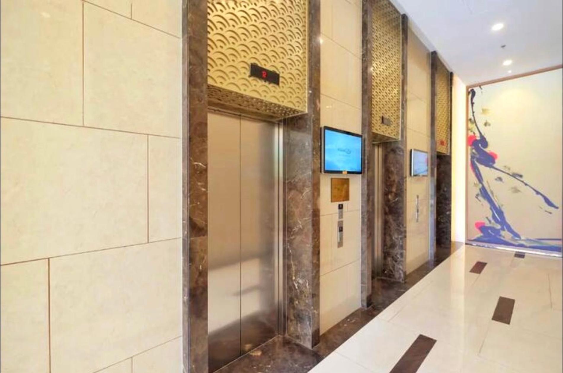 Genius Apartment River Gate Center ホーチミン市 エクステリア 写真